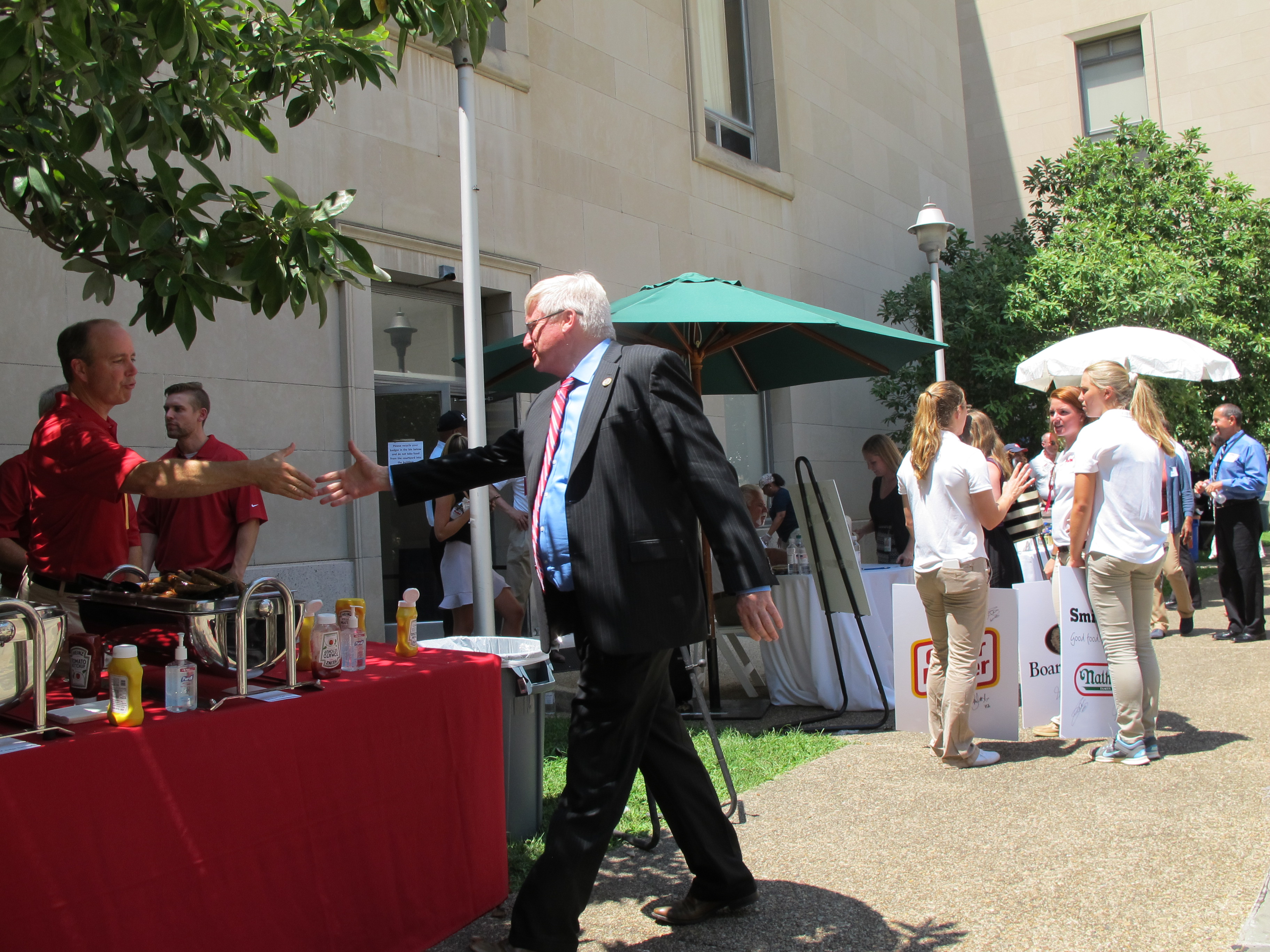 NAMI Hot Dog Day 2017 - Capitol Hill